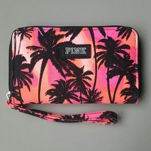 NWOT PINK wristlet