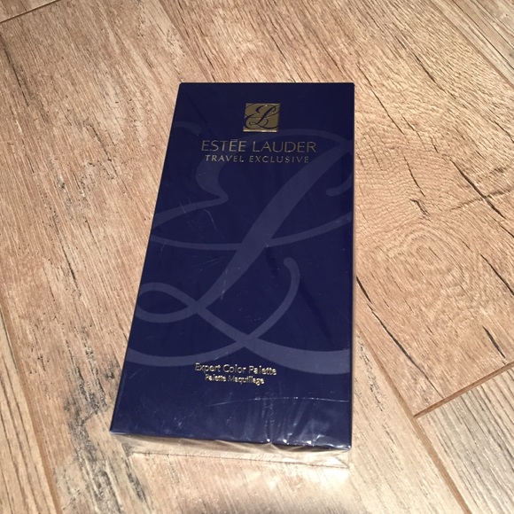 Estée Lauder Travel Exclusive Expert Color Palette