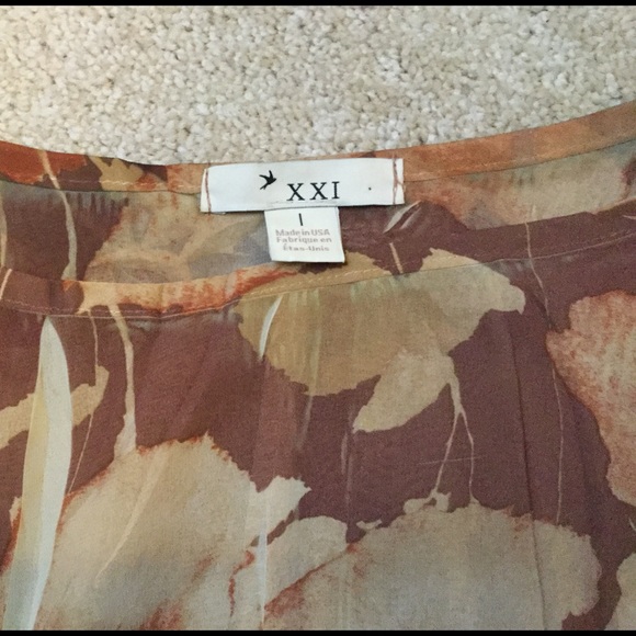 Forever 21 top - Picture 2 of 3