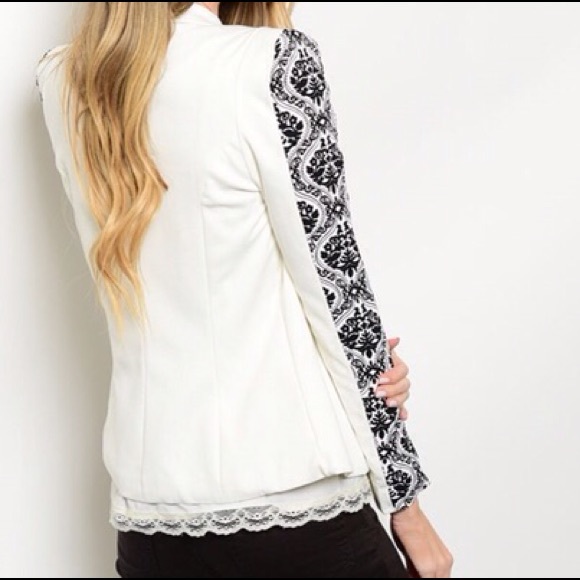 Ivory Black Jacket - Picture 2 of 4