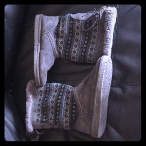 Bearpaw winter boots