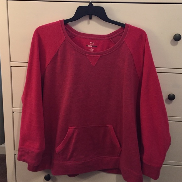 Plus size pink pocket front sweatshirt