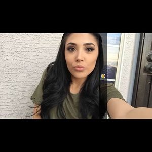 Meet your Posher, Alysia