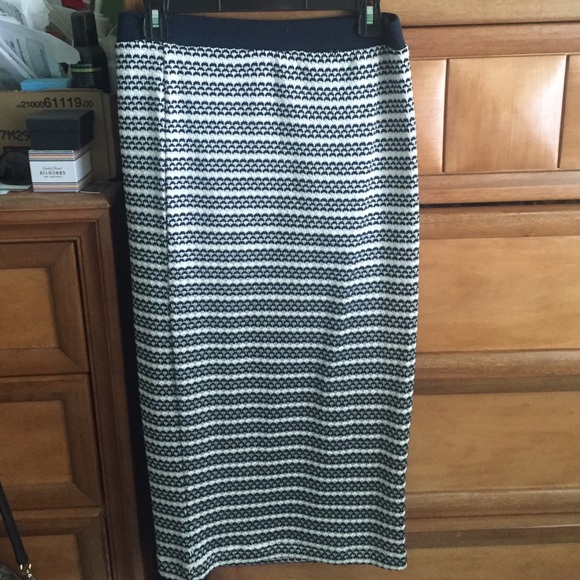 Zara midi skirt