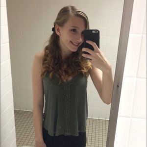 Meet your Posher, Elizabeth