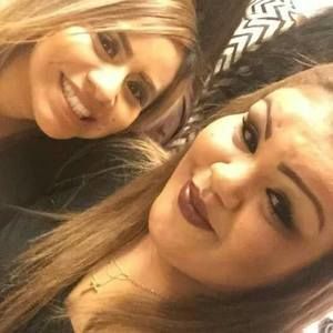 Meet your Posher, Miriam