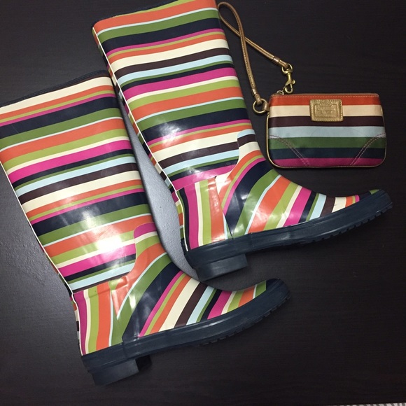 LAST CHANCE! COACH LEGACY PAMMIE RAIN BOOTS 🌂🌧