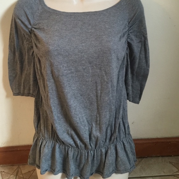 Sweater - Picture 1 of 3