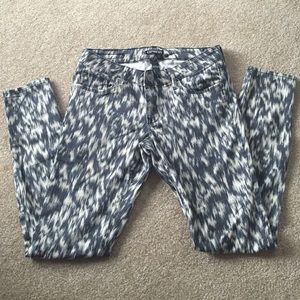 Express patterned skinny jeans