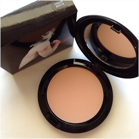 MAC Cosmetics Other - 🌟HP🌟Mac Forever Marilyn Beauty Powder