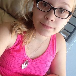 Meet your Posher, Destiny