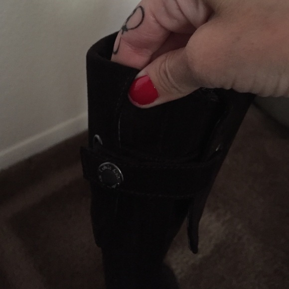 Boots - Picture 2 of 4