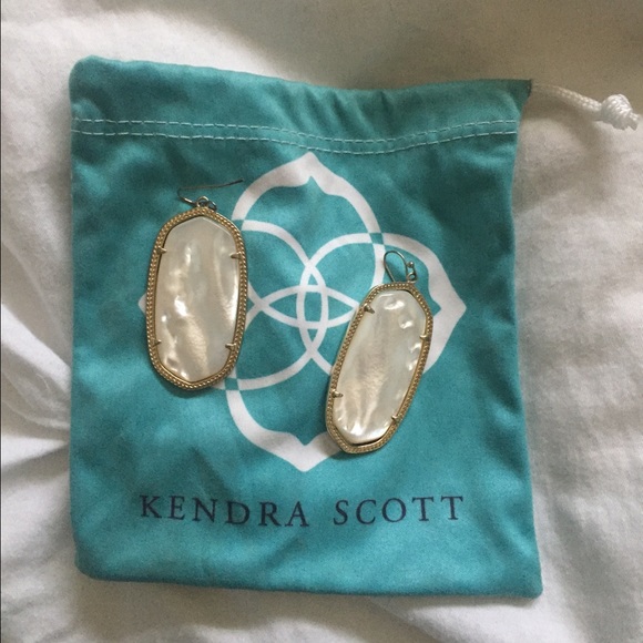 Kendra Scott Danielle ivory pearl