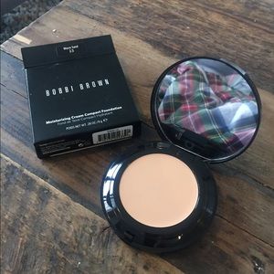 Bobbi Brown BRAND NEW foundation compact