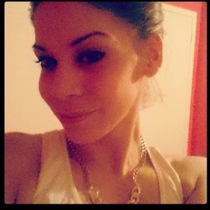 Meet your Posher, Maria