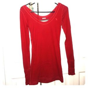 Long sleeve Abercrombie and Fitch stretch shirt.