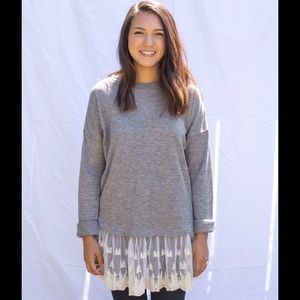 ✨HP✨Lace Hem Sweatshirt/Sweater