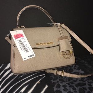 🚫🚫SOLD🚫🚫 Brand New Michael Kors Mini Handbag