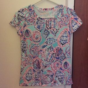 Size small Lilly Shell Me About It t-shirt