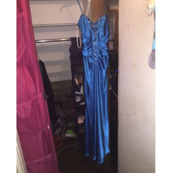 Zumi Zumi by Niki Livas blue prom dress