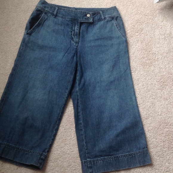 Capris