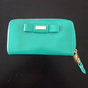 Badgley Mischka turquoise shine leather wallet