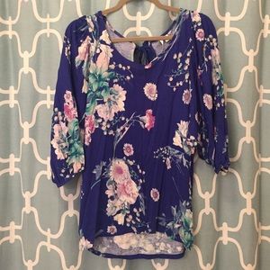 SOLD****Never worn Lauren Conrad Top