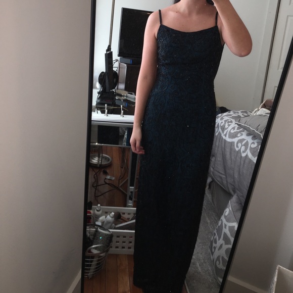 Black beaded prom dress - Picture 4 of 6