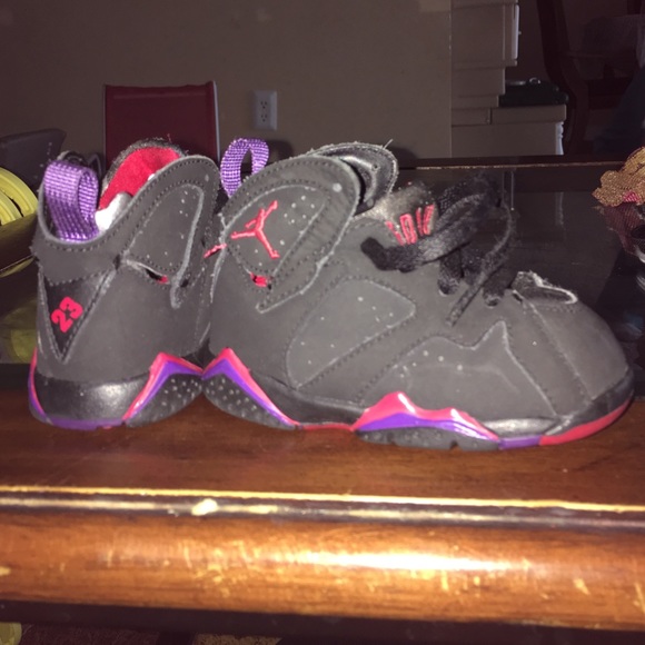 Toddler Jordan's retro 7s