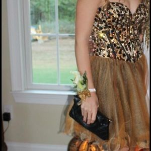 Tony Bowls Size 6 Homecoming Dress