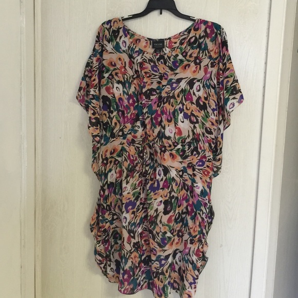 Multicolored pretty dress