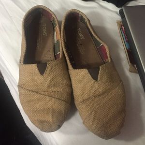 Burlap Toms