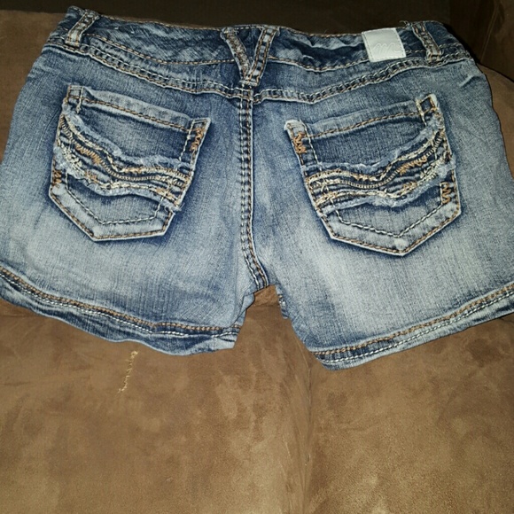 Shorts - Picture 2 of 2