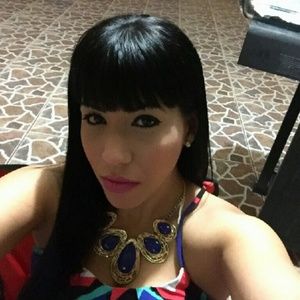 Meet your Posher, Neishma