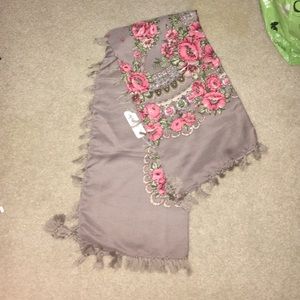 NWT Charming Charlie scarf
