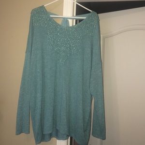 "Tied- up" Maurice's top