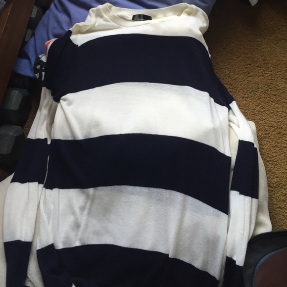 American Apparel Striped Sweater - Picture 4 of 4