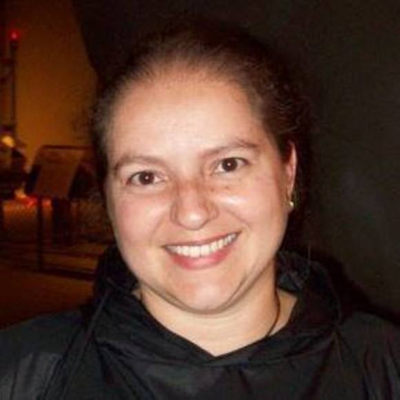Meet your Posher, Luciane