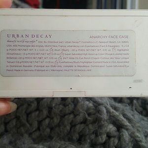 Urban Decay Anarchy Face Case