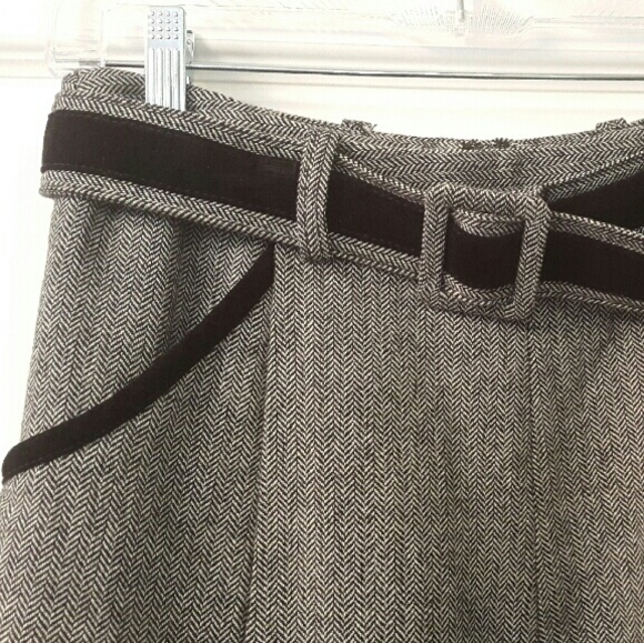 Gently used - Picture 2 of 4