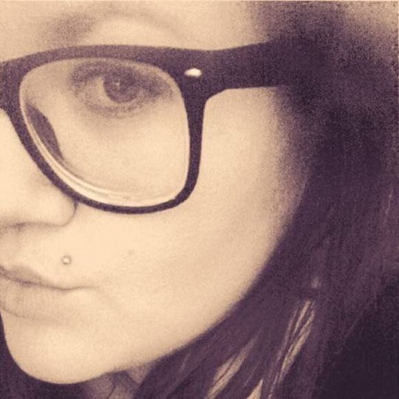 Meet your Posher, Kelly - Picture 1 of 1