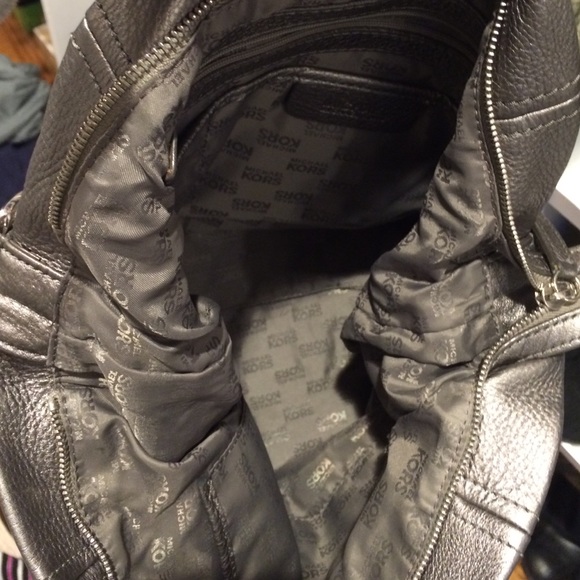 Additional Photos Of Inside Of Mk Bag - image 3