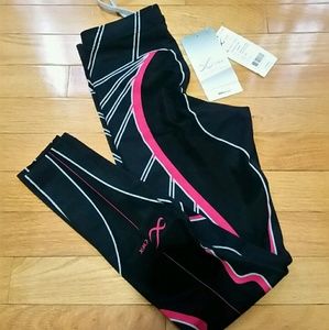 NWT CW-X Revolution Full Tight in Black/Hot Pink
