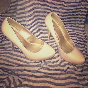 Beige High Heels Pumps