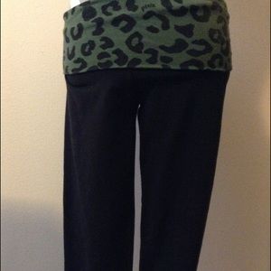 VS Pink medium yoga short pants! NWOT!