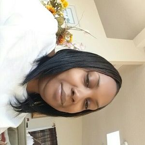 Meet your Posher, Anjanette