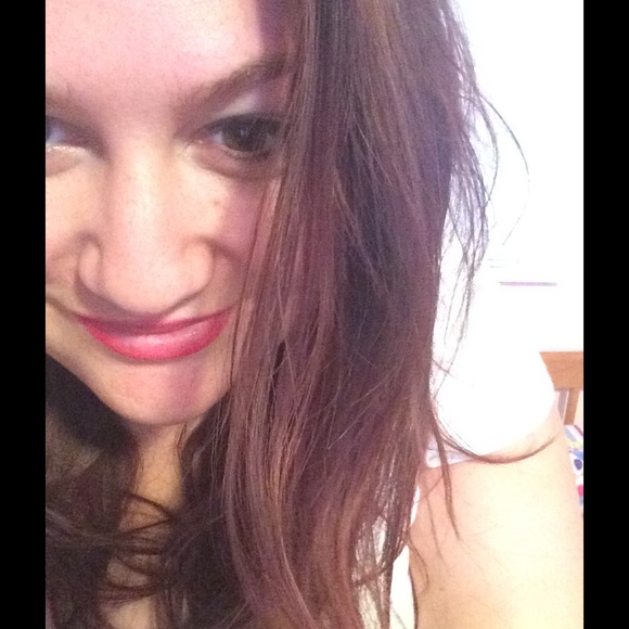 Meet your Posher, Ilyse - Picture 1 of 1