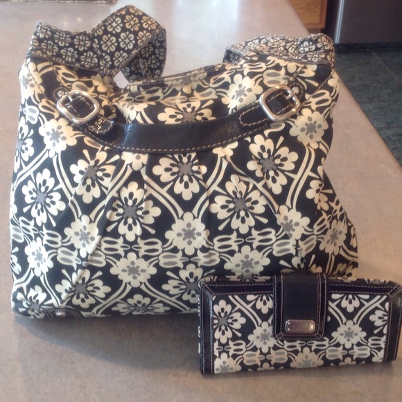 Fossil purse