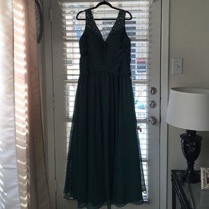 Brand-new with tags! Emerald green formal dress 18