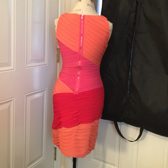 BCBG DRESS - Picture 2 of 2